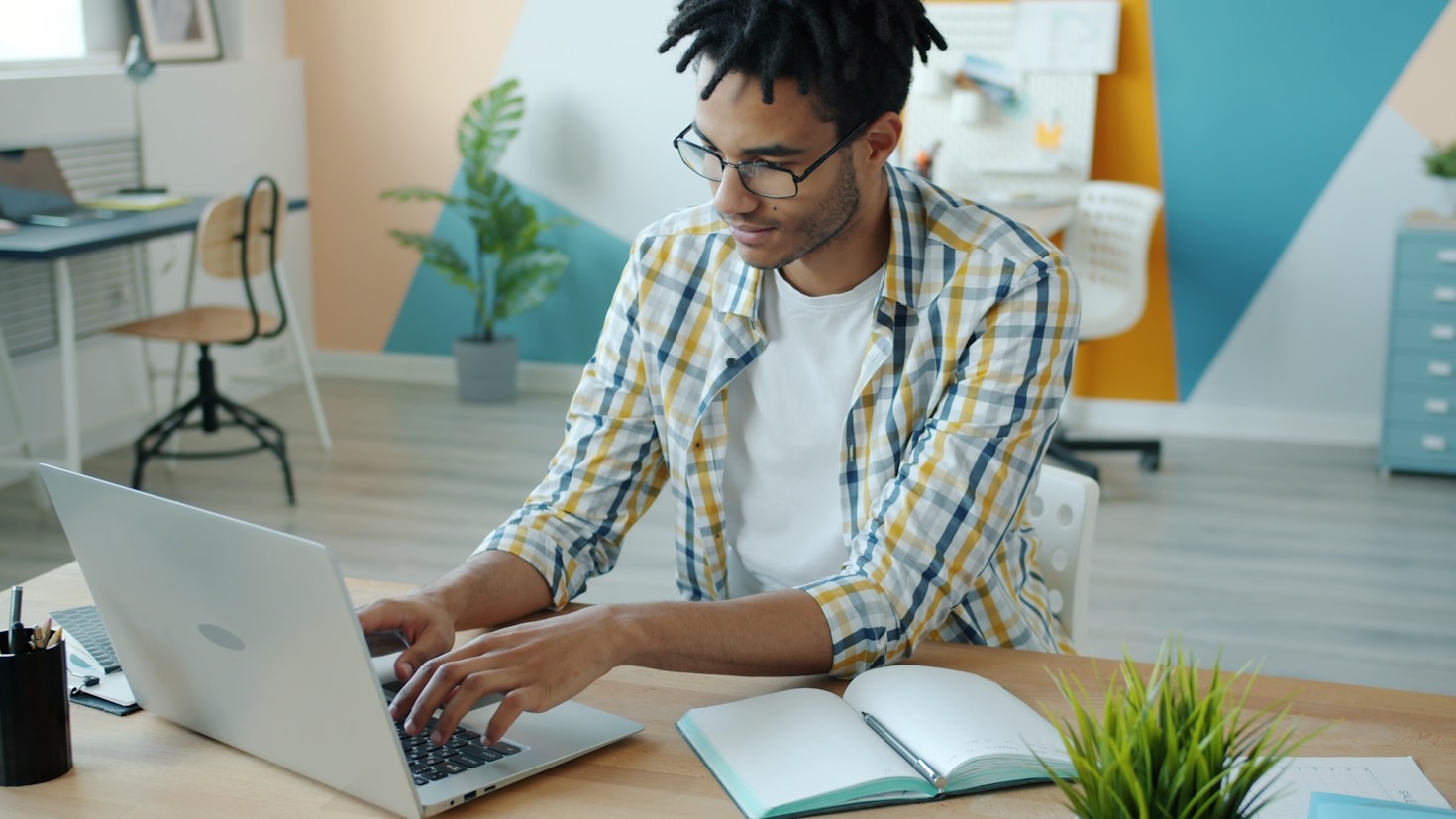 Why Minimal Design Enhances Your Professional Presence
